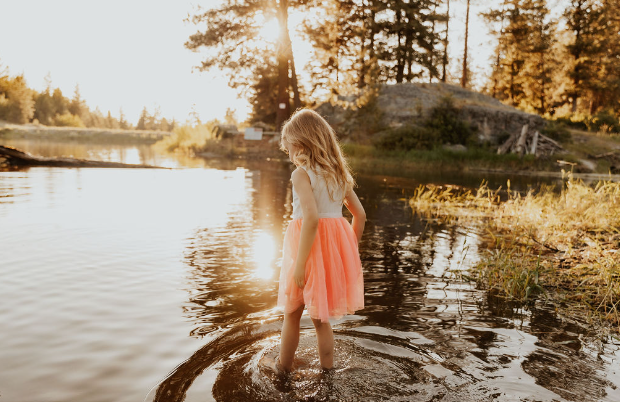 Eliza by the lake